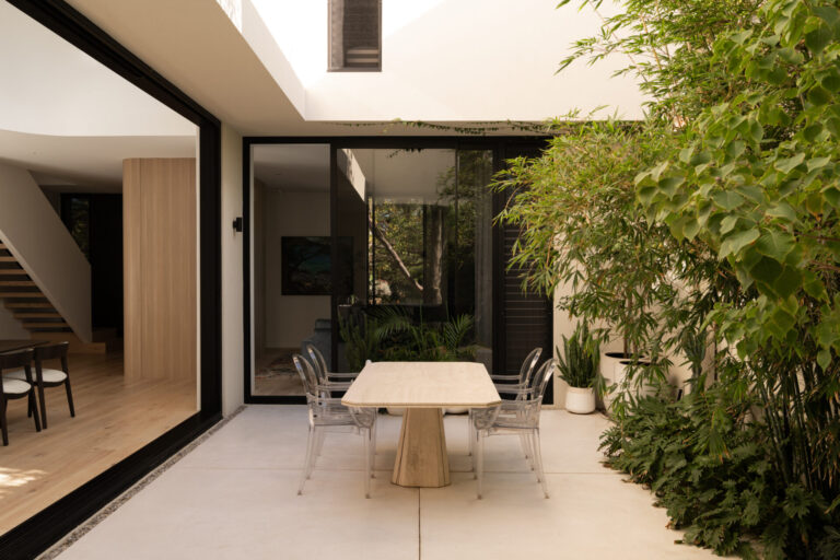 South Beach Courtyard