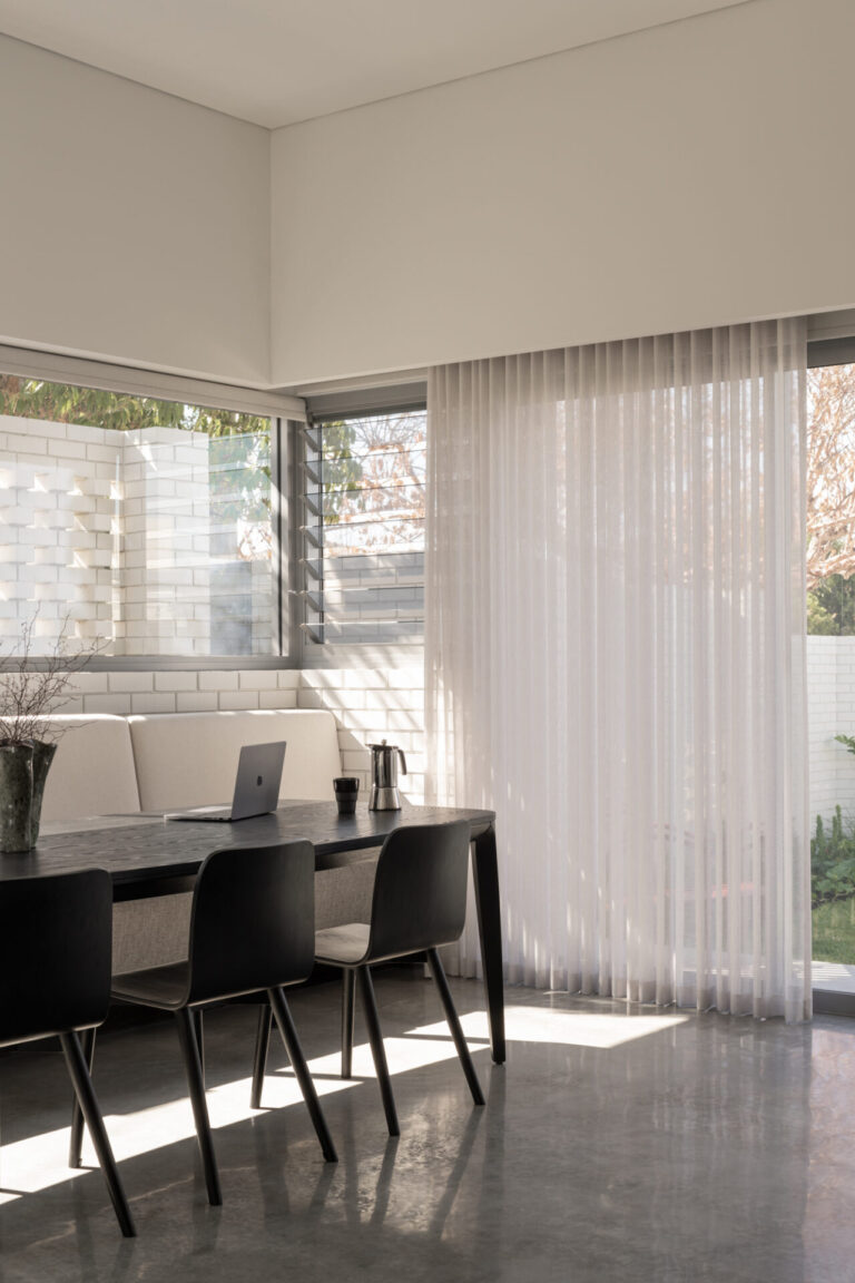 Dining and Morning Lighting at North Perth House, Perth Residential Architecture, Robeson Architects