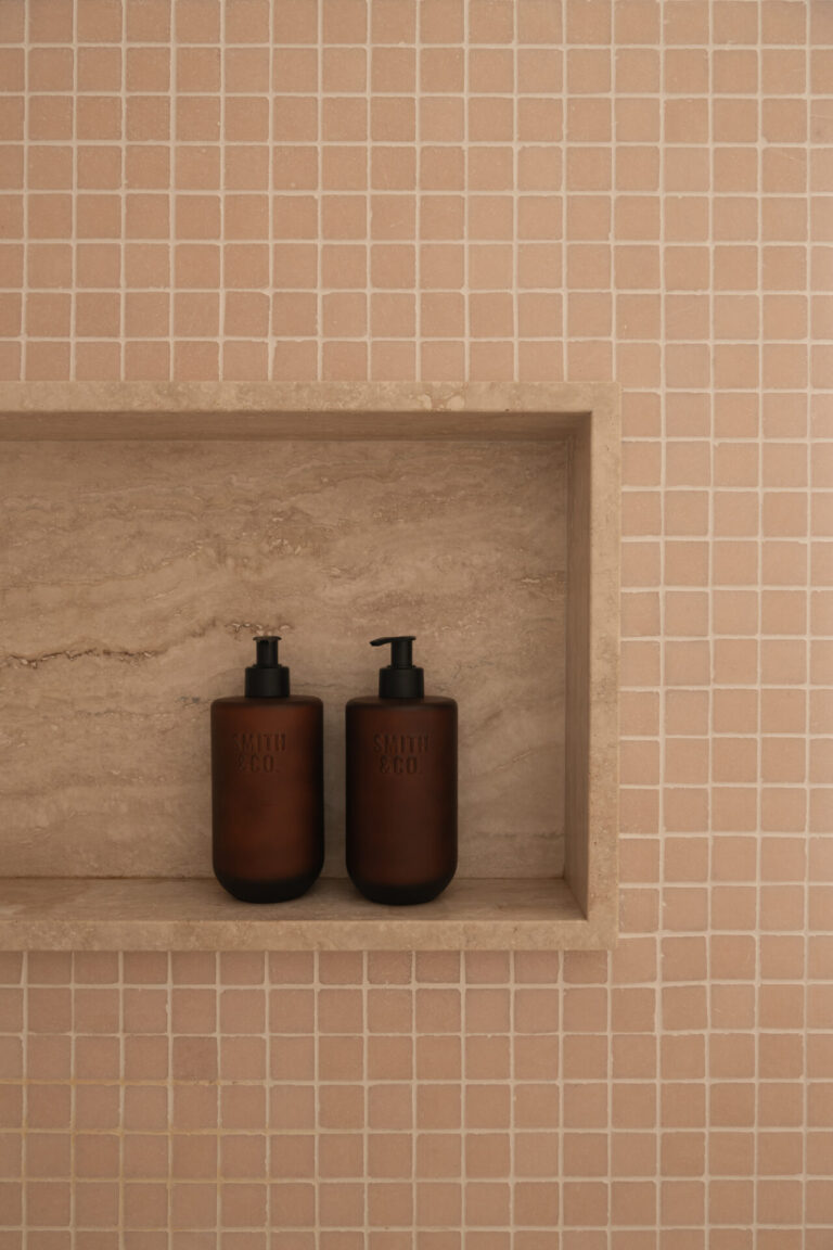 North Freo Shower recess